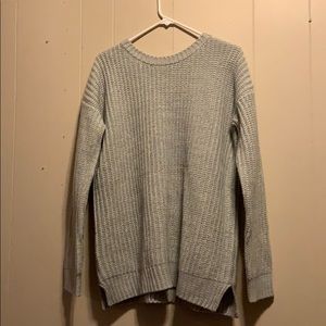 Forever 21 sweater ((Make me an offer))